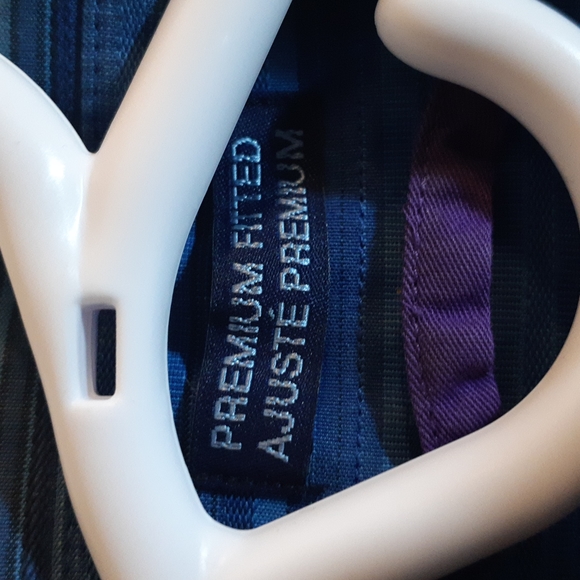 Gap Blue Pinstripe Button Down Shirt - Picture 4 of 4